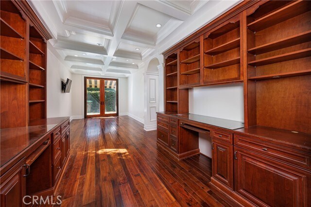 Building Photo - 18 Rue St Cloud