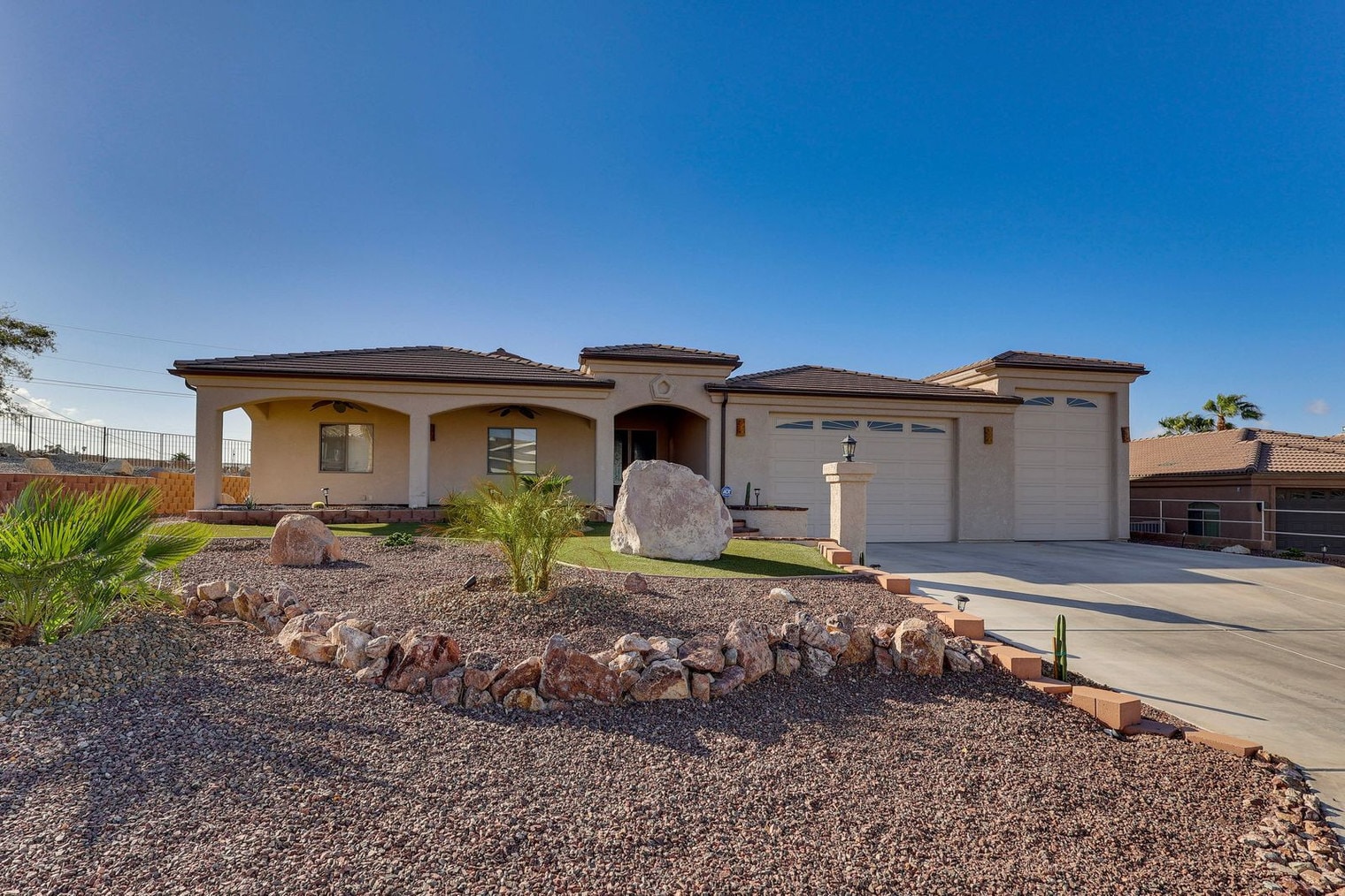 Building Photo - 2816 Jasper Dr
