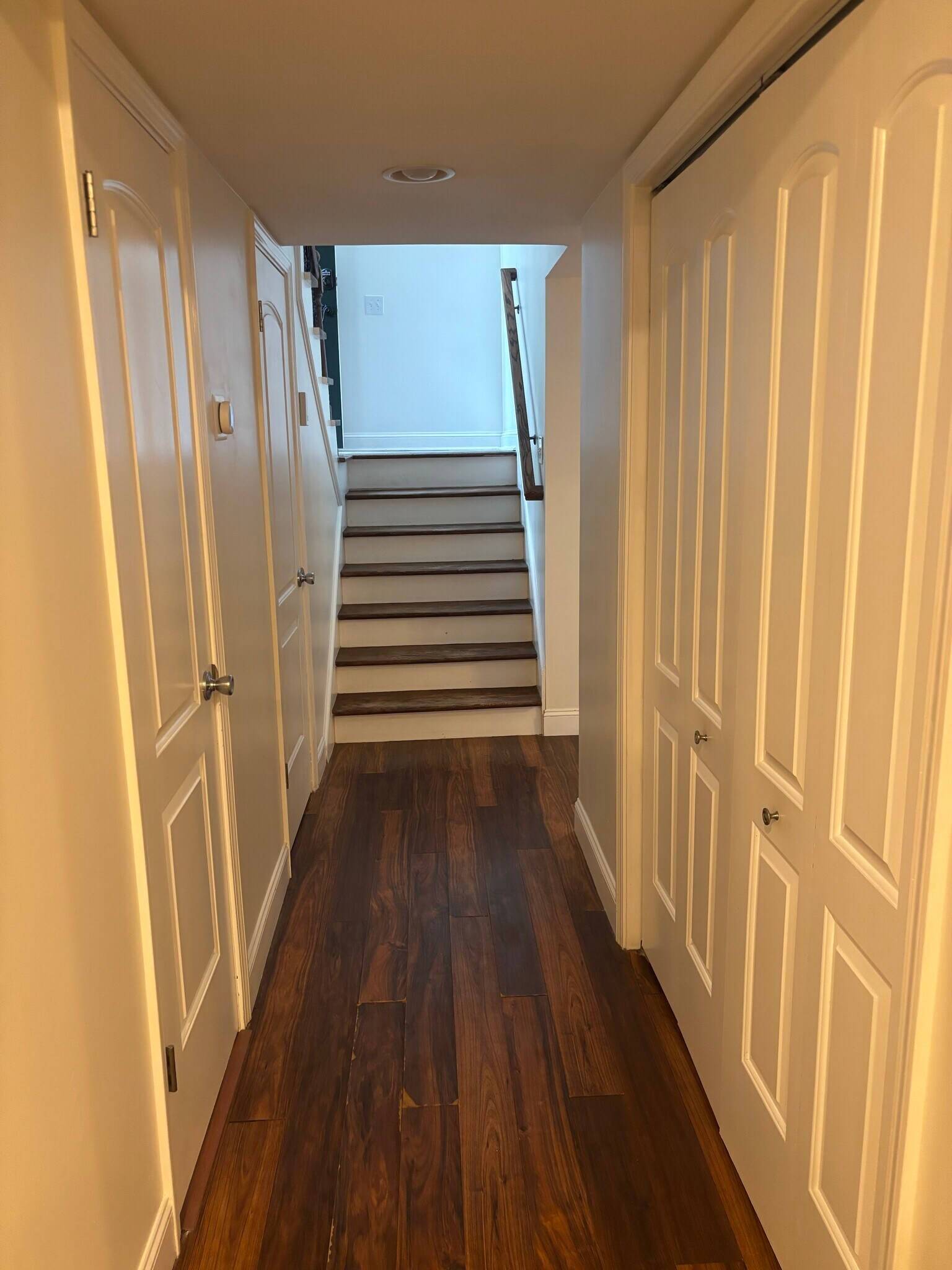 Building Photo - 94 Briarview Cir
