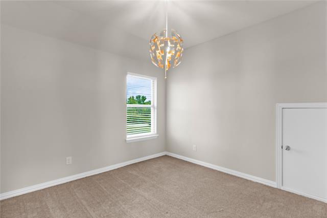 Building Photo - 701 Spring Falls Dr