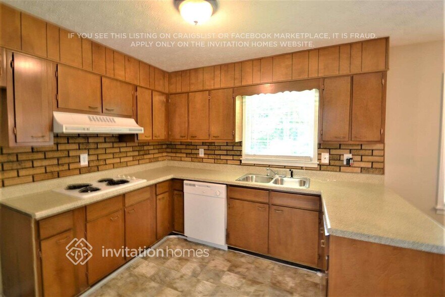 Building Photo - 2507 Robin Hood Pl