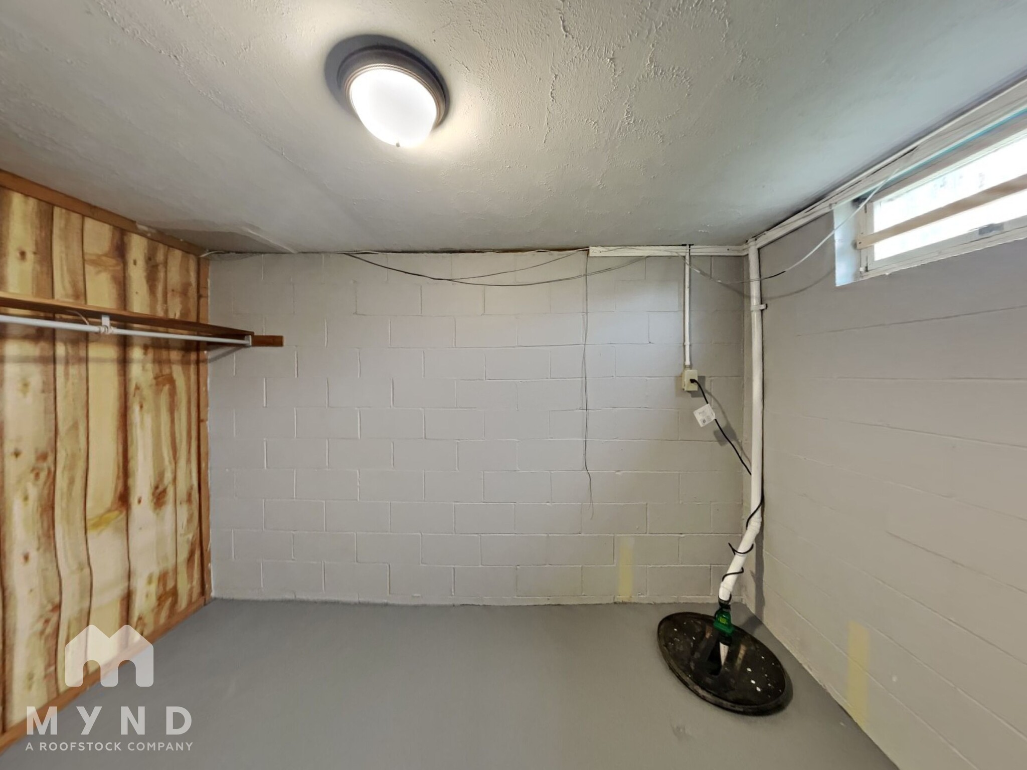 Building Photo - 3949 Dunne Dr