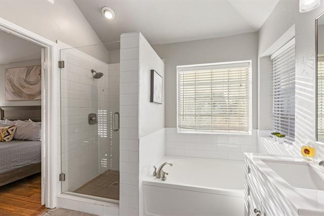 Building Photo - 4709 Justin Dr