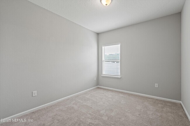 Building Photo - 8047 Arctic Fox Rd