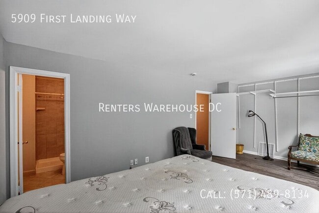 Building Photo - 5909 First Lndg Wy