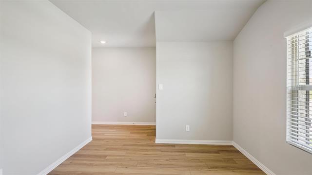 Building Photo - 821 Sunflower Rd