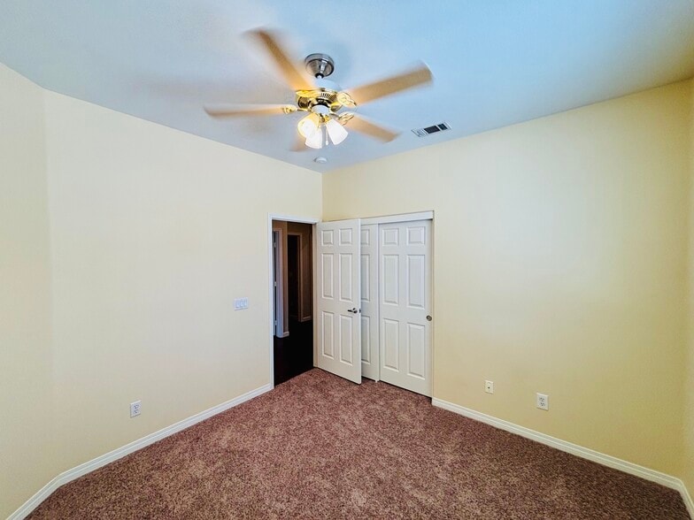Building Photo - 4640 Trojan Ct