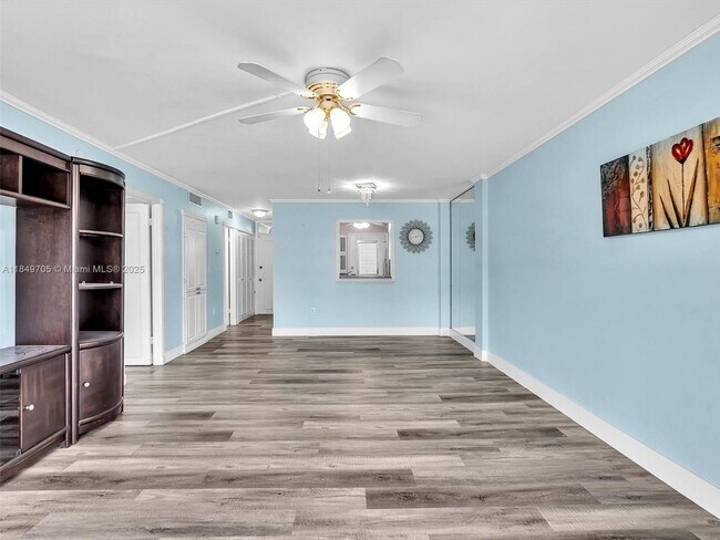 Building Photo - 3600 NE 170th St
