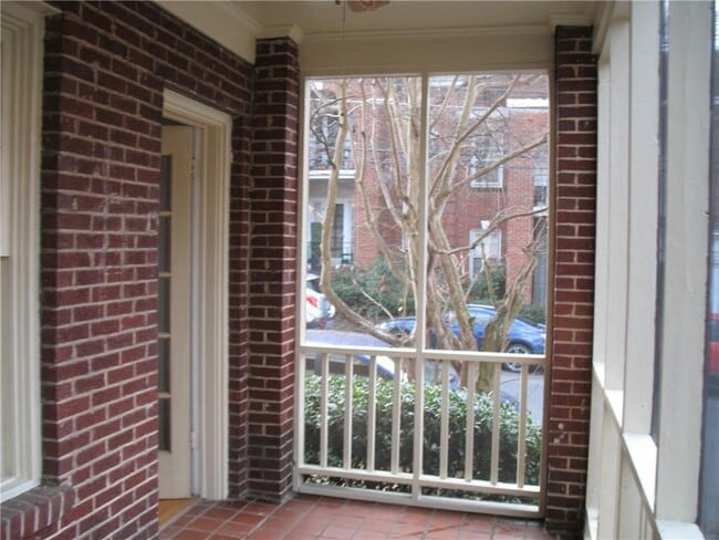 Building Photo - 789 Frederica St NE