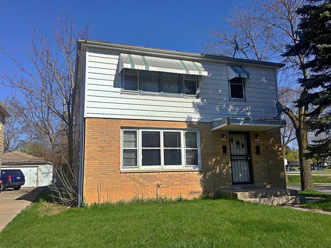 Primary Photo - 2500-2502 N 56th St