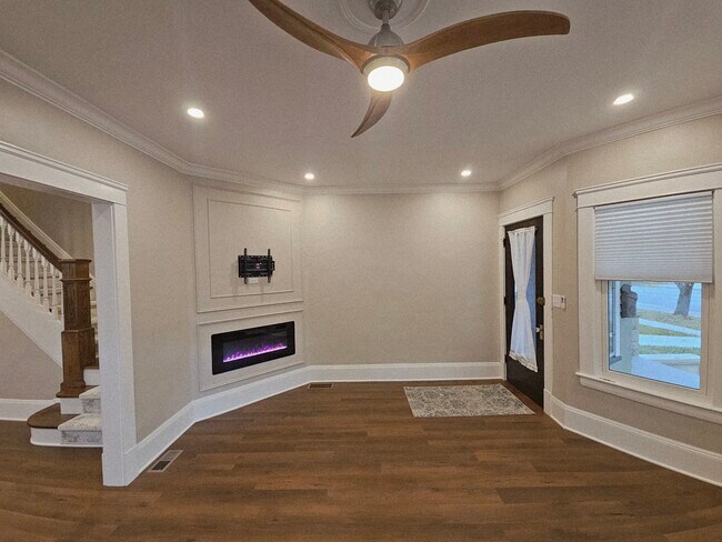 Building Photo - 9715 Clifton Blvd