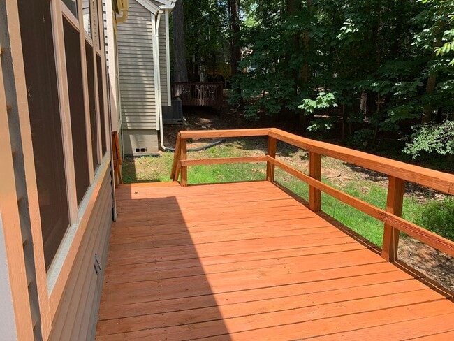 Building Photo - Great condo, GREAT PRICE! APPLY NOW!!