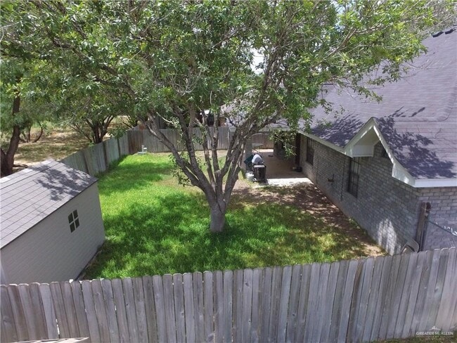 Building Photo - 3301 Mynah Ave