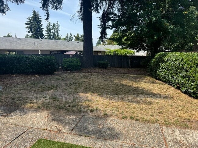 Building Photo - 12714 SE 167th Pl