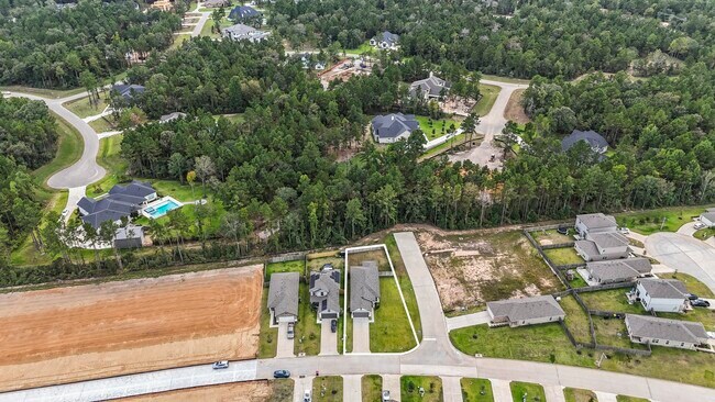 Building Photo - 25207 Pomegranate Pl