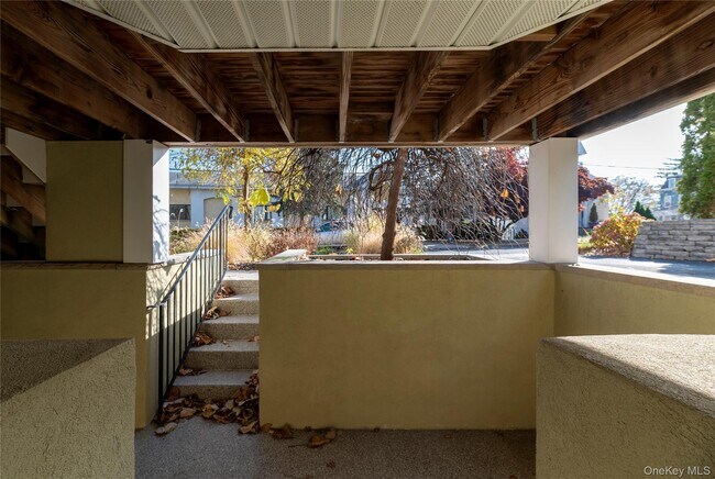 Building Photo - 40 Prospect St