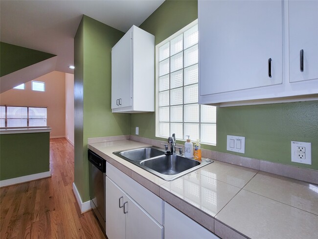 Building Photo - 3534 Omeara Dr