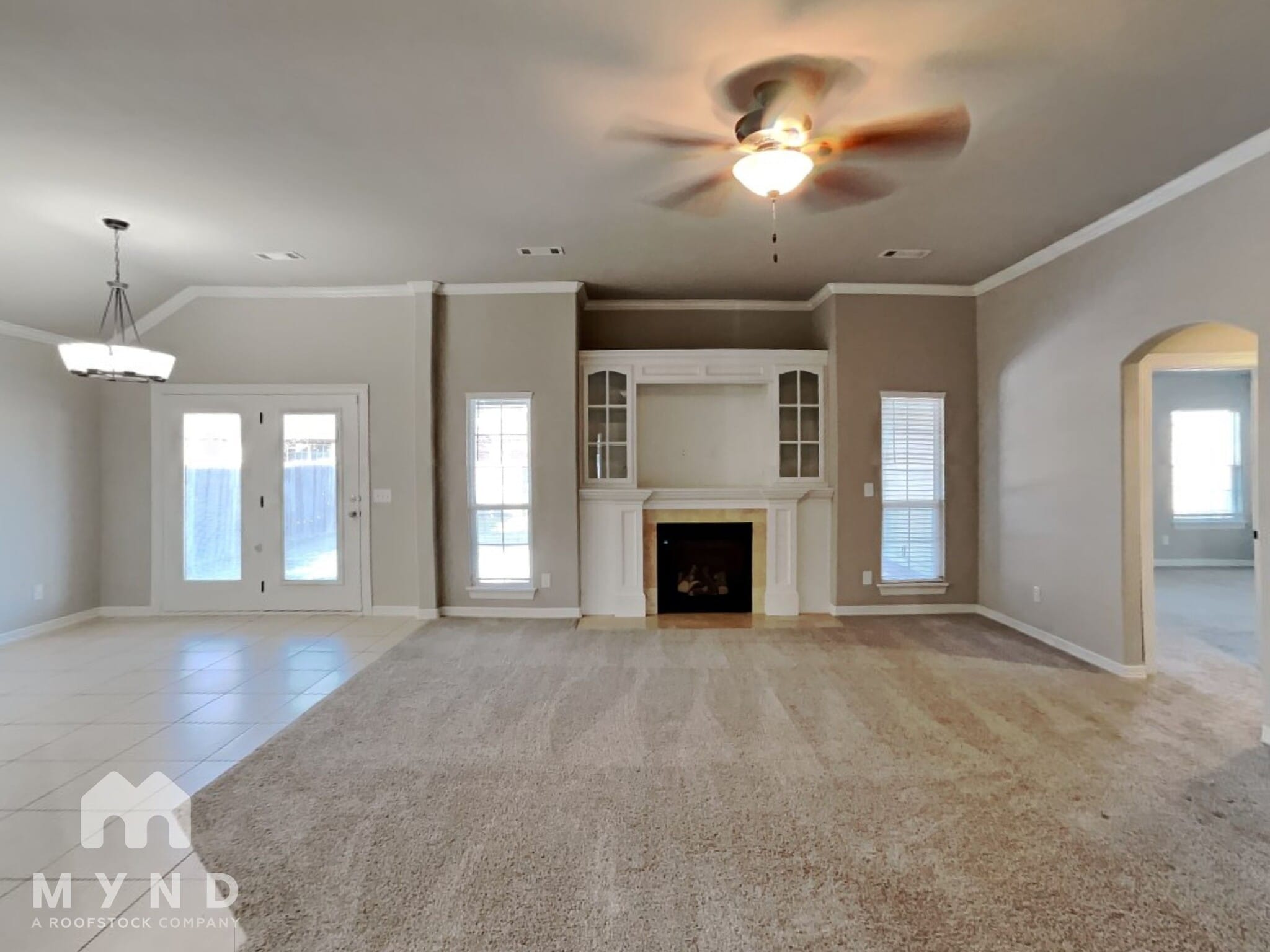 Building Photo - 3312 E Gillette St