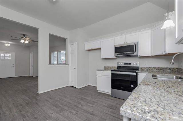 Building Photo - 8112 Arbor Ave