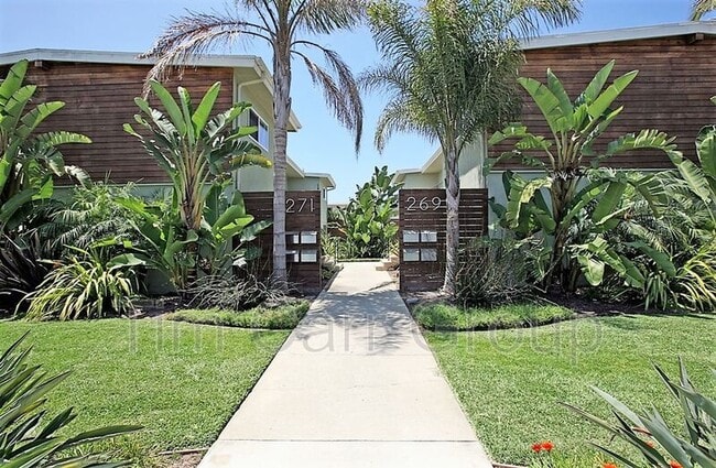 Building Photo - 271 16th Pl