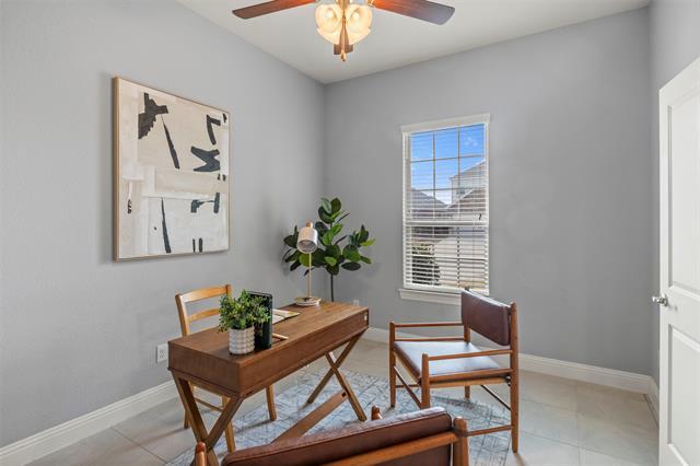 Building Photo - 10813 Culberson Dr