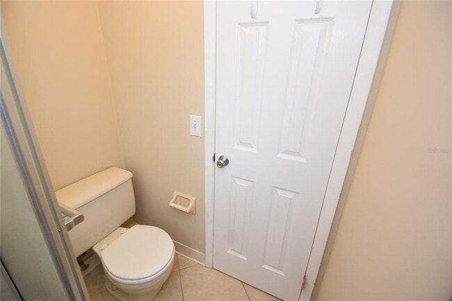 Building Photo - 6 Broadmore Cir