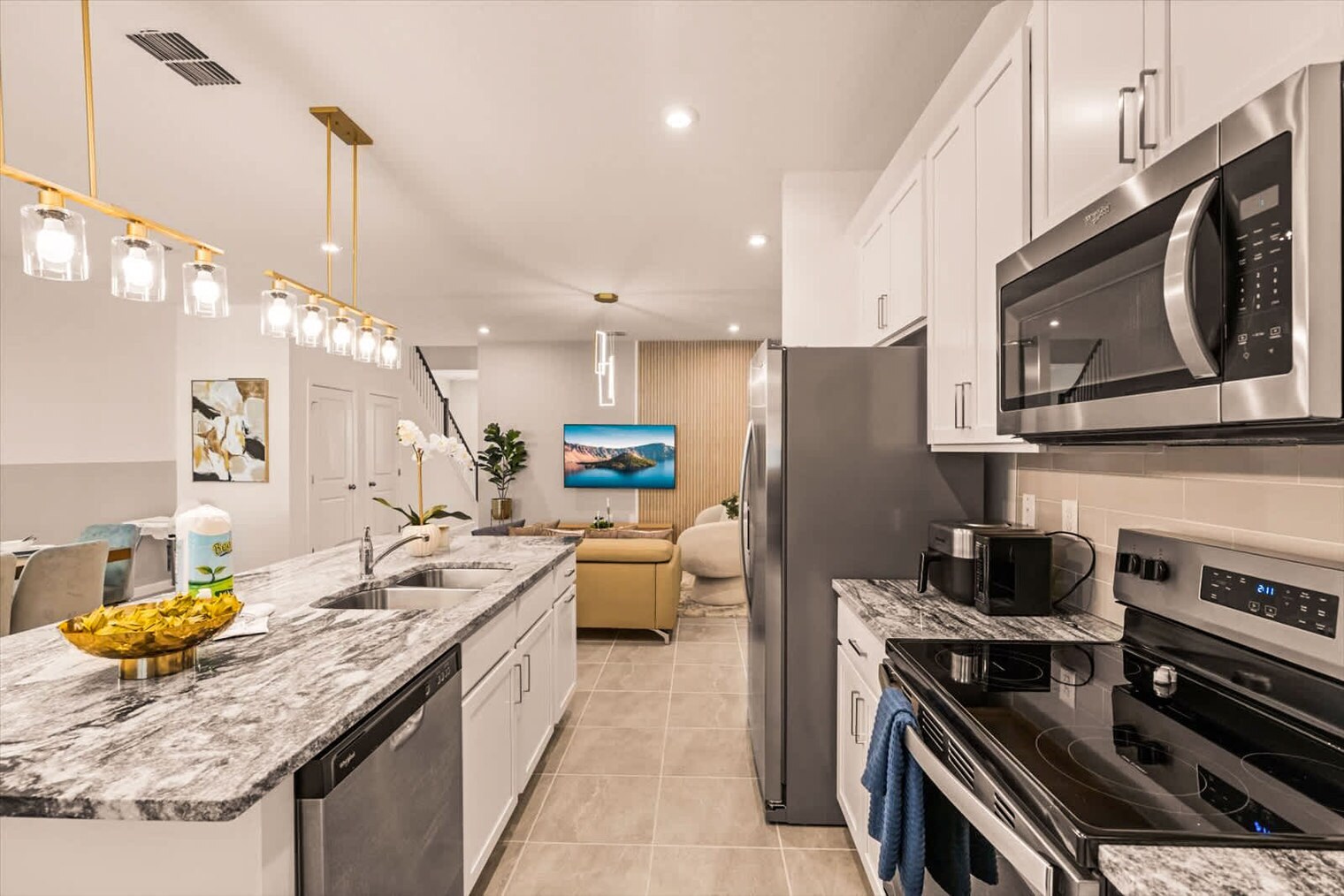 Building Photo - 2329 Distant Sun Trl