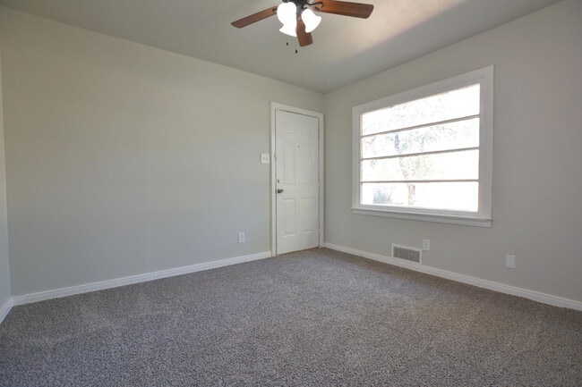 Building Photo - 4014 44th St