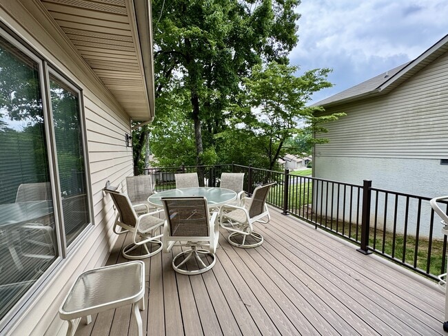 Building Photo - 124 Agoli Way