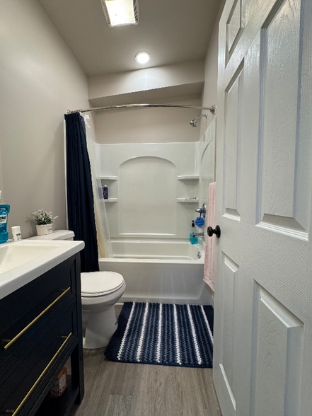 Building Photo - 915 Union St