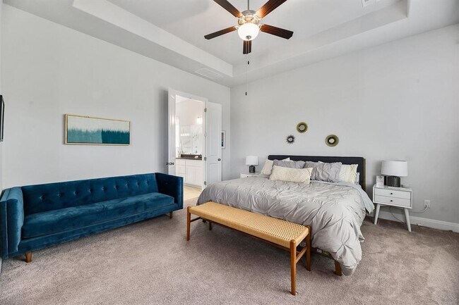 Building Photo - 304 Gulfton St