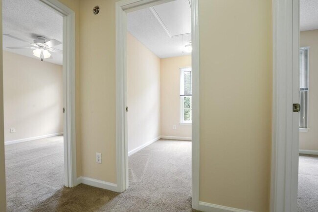 Building Photo - 1312 Dungan Dr NW
