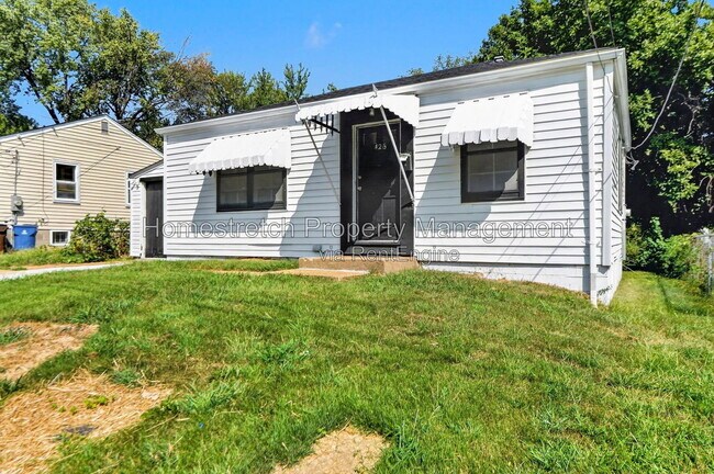 Building Photo - 426 Plaza Ave