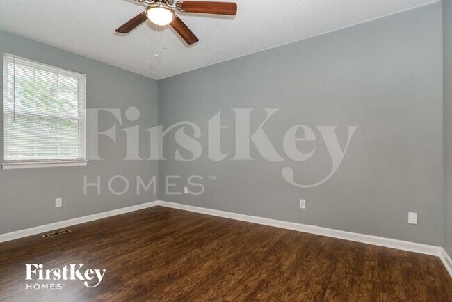 Building Photo - 16607 W 141st St