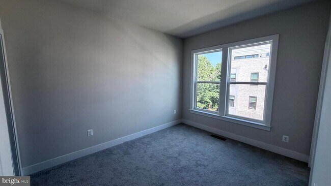 Building Photo - 12742 Verdant Wy