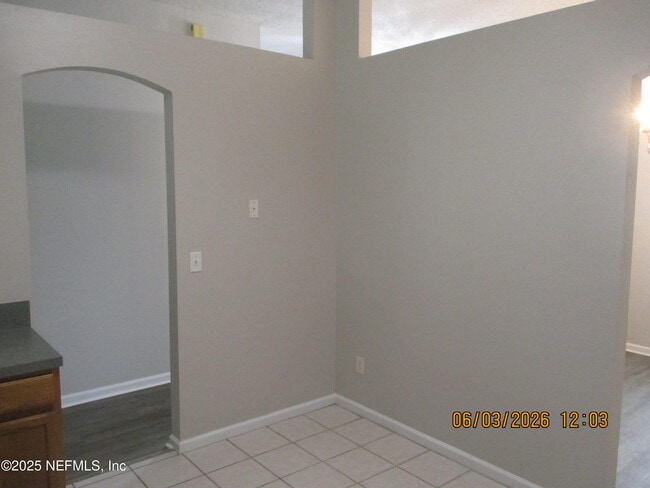 Building Photo - 3285 Avalon Dr