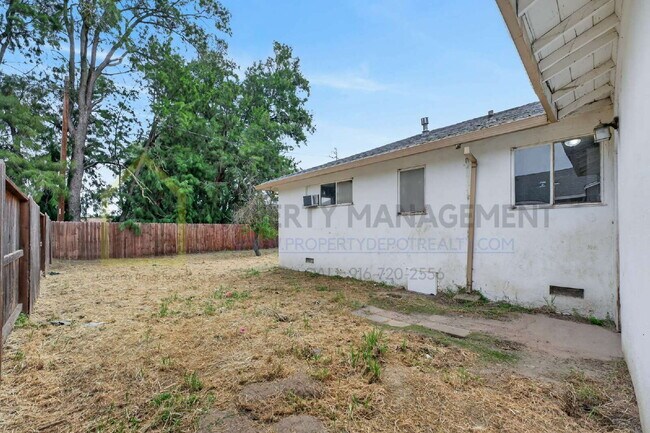 Building Photo - Charming 3-Bedroom Gem on Albatross Way - Cozy Living in Sacramento