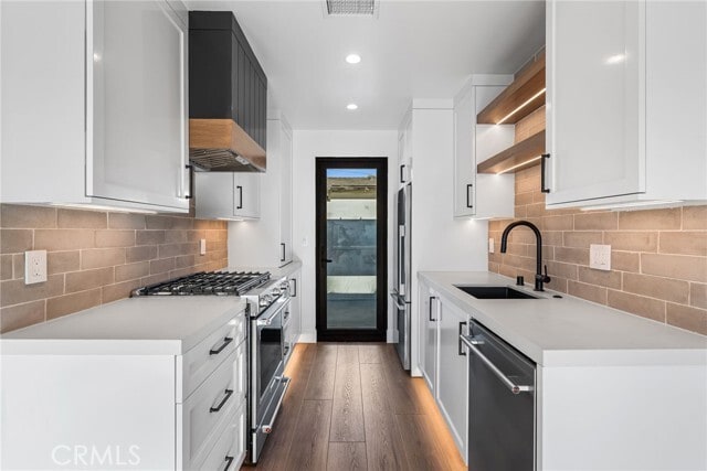 Building Photo - 251 Costa Mesa St