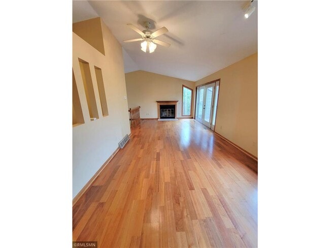 Building Photo - 451 Hunter Hill Rd