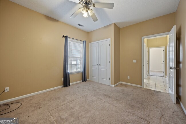 Building Photo - 307 Purple Plum Dr