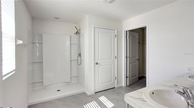 Building Photo - 16702 Carlton Pond St