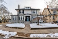 Building Photo - 94-96-96 Montrose St