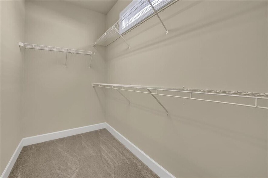 Building Photo - 3708 Majestic Oak Dr SW