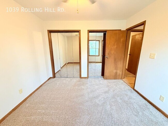 Building Photo - 1039 Rolling Hill Rd