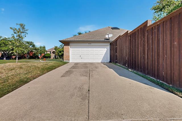 Building Photo - 9700 Wolf Creek Dr