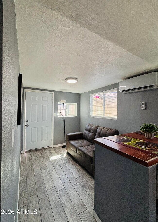 Building Photo - 3720 W Mauna Loa Ln