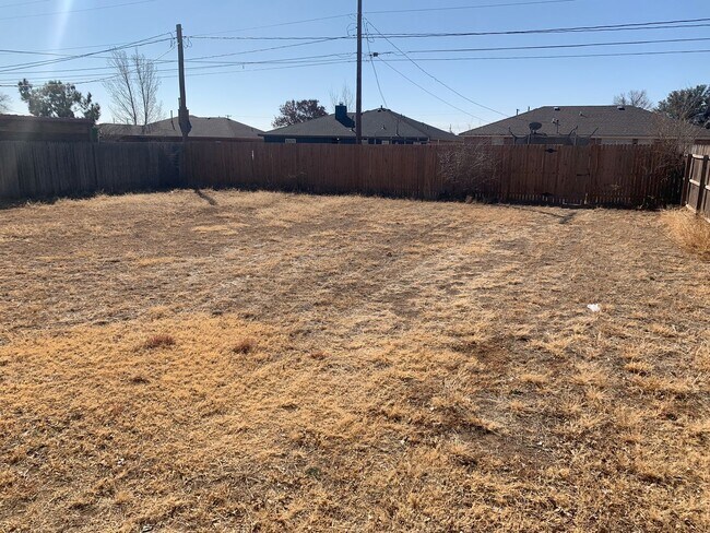 Building Photo - Cozy 2 bedroom 1 1/2 bath in Friendship ISD!