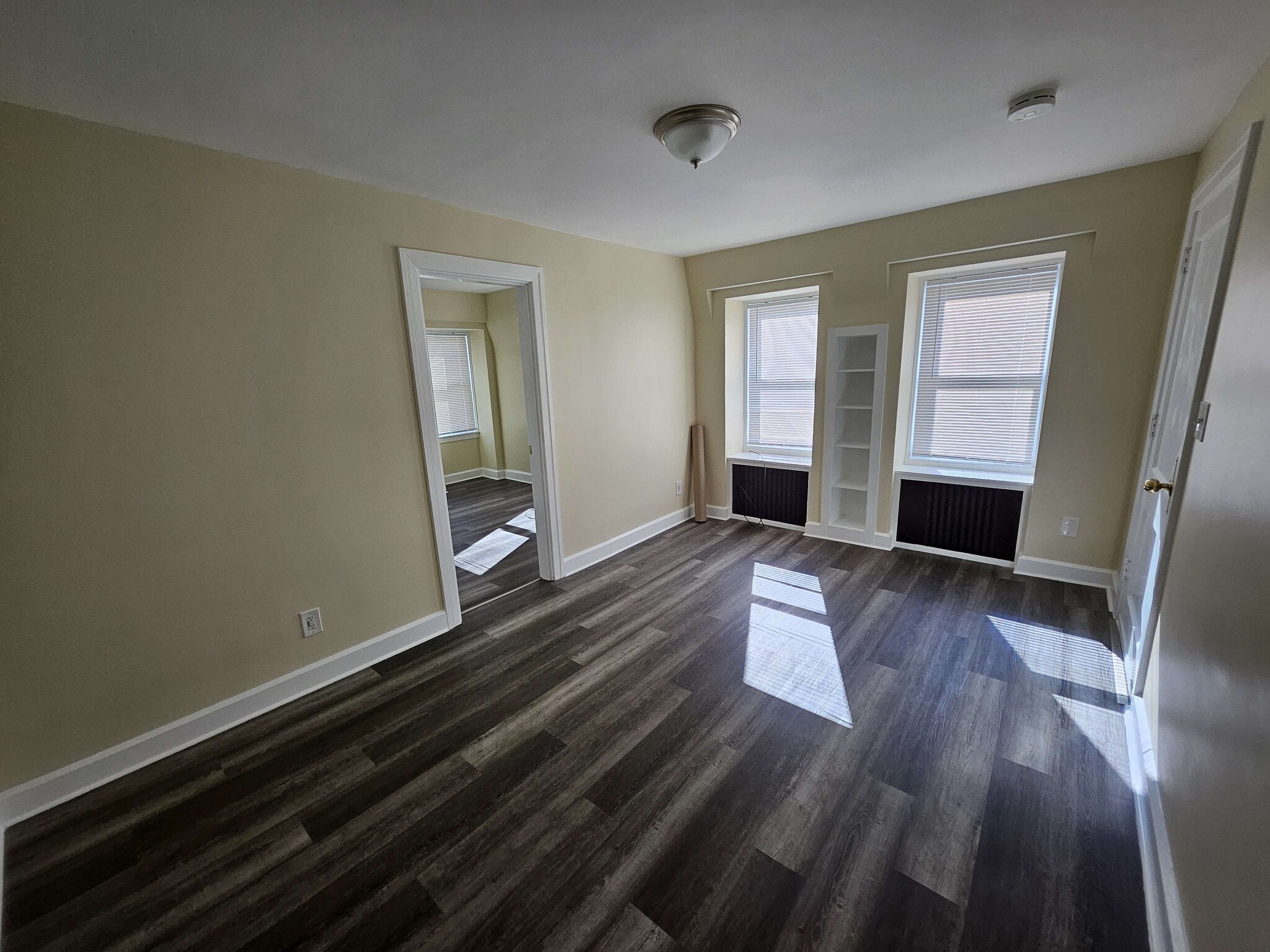 Building Photo - 19 Negus St