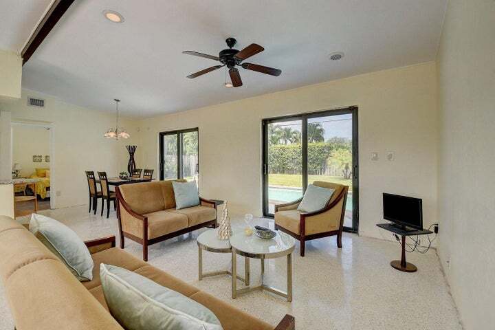 Building Photo - 64 SW 9th Ave