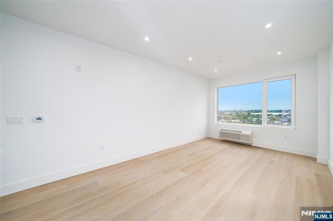 Building Photo - 3309 Liberty Ave